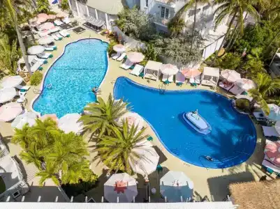 The Savoy & Beach Club - 42
