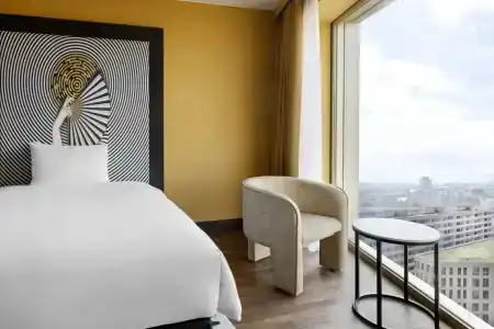 Renaissance Zurich Tower - 59