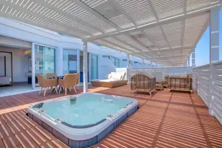 Lordos Beach & Spa - 82