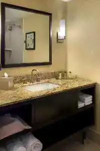 Doubletree by Hilton Los Angeles Downtown - 54