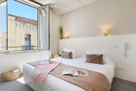 hôTel p.l.m. - 30