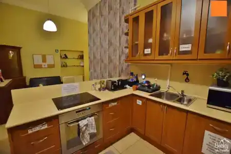 Friends Hostel & - 46