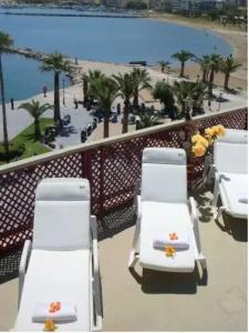 Faros Rooms & Suites - 37