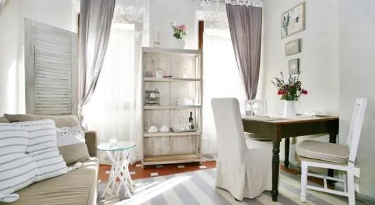 Gina Guest House - 0