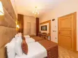 Трёхместный номер Стандарт с гидромассажной ванной