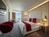 Двухместный номер Executive с частичным видом на море