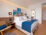 Двухместный номер Стандарт с видом на бассейн