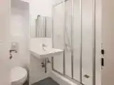 Трёхместный номер Стандарт c 1 комнатой с видом на внутренний двор