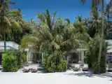 Бунгало Deluxe Beach с 2 комнатами