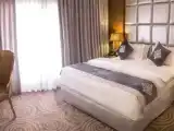 Номер Business