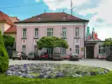 Run of House