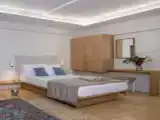 Двухместный номер Стандарт с балконом и с частичным видом на море