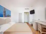 Трёхместный номер Стандарт с видом на море