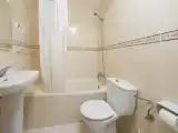 Трёхместный номер Стандарт с балконом