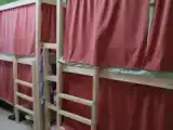 Кровать в общем номере