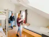 Кровать в общем номере