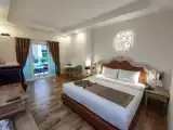 Двухместный номер Deluxe с видом на бассейн