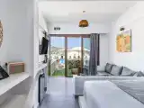 Семейный люкс с видом на море