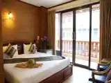 Двухместный номер Executive Deluxe с балконом