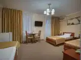 Трёхместный номер Стандарт с балконом