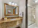 Четырёхместный люкс с балконом