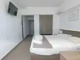 Номер Стандарт с балконом и с частичным видом на море