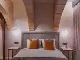 Двухместный номер Deluxe с балконом и с видом на улицу