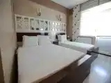 Трёхместный номер Deluxe с балконом