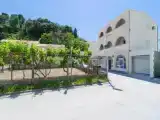Двухместные апартаменты Стандарт c 1 комнатой с балконом и с видом на сад