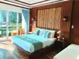 Номер Deluxe с частичным видом на море