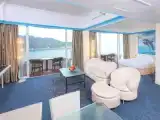 Четырёхместный семейный люкс Deluxe с балконом