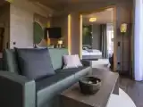 Люкс с балконом