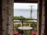 Семейная студия с балконом и с видом на море