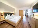 Полулюкс