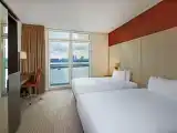 Двухместный номер Deluxe с балконом и с видом на воду