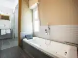 Полулюкс