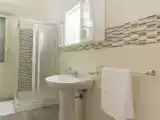 Четырёхместный номер Комфорт с красивым видом из окна