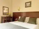 Трёхместный номер Стандарт с видом на горы