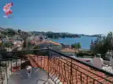 Студия с видом на море