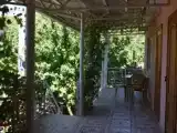 Трёхместный номер Эконом с балконом и с красивым видом из окна