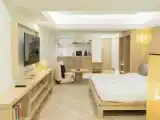 Полулюкс