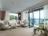 Люкс с балконом и с видом на море
