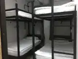 Кровать в общем номере