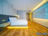 Номер Business