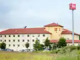 Кровать в общем номере