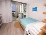 Пентхаус студия с балконом и с частичным видом на океан
