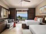 Четырёхместный номер Deluxe с балконом и oceanfront