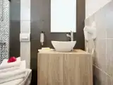 Студия с балконом и с видом на море