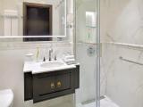 Номер Superior с видом на залив