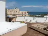 Люкс с балконом